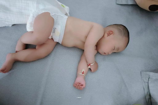 桓台宝宝发烧可以喝牛奶吗